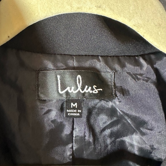 Lulus Womens Black Notch Lapel  Besom Pocket Split Back Stretch Suit Blazer M - Picture 3 of 5